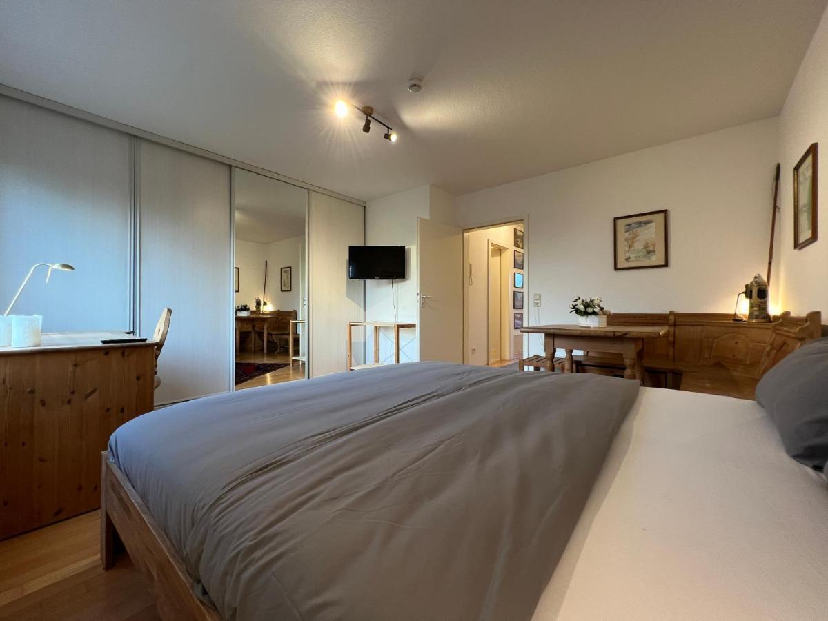 Maisonette Penthouse Fuer 8 Personen By Rabe - Free Netflix & Kostenloser Parkplatz & Grosse Terrasse 카를스루에 외부 사진